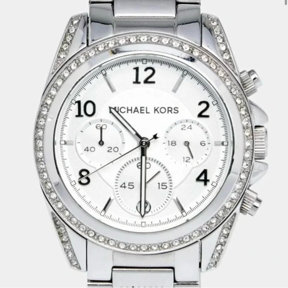 Michael Kors Metallic Silver Chronograph Watch - Picture 8 of 8